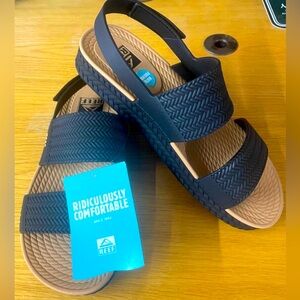 Women’s Reef strap water shoes - size 9 for sale